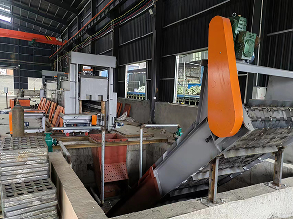 ��Ȼ���ƗU�t���a(ch��n)��